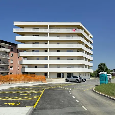 Apartma Tri Srca 2 Sobi *